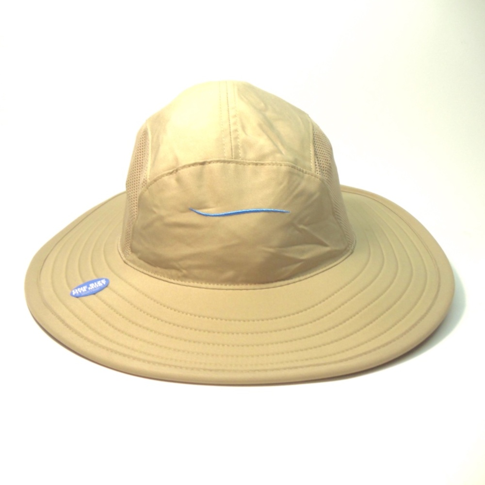 NWT Arctic Cove Sun Hat, Tan color, OSFM
